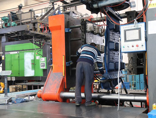 吹塑世界杯shijiebei（中国）第一车间