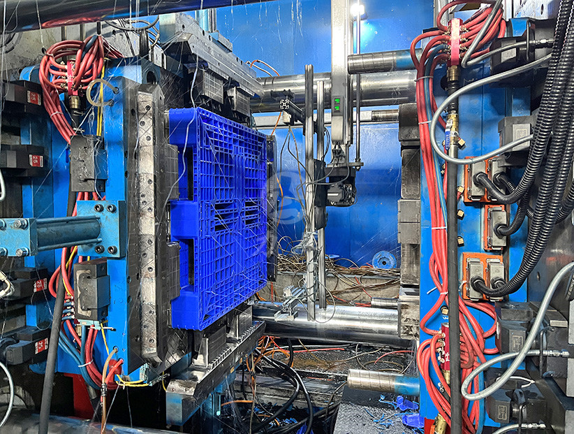 注塑世界杯shijiebei（中国）生产车间