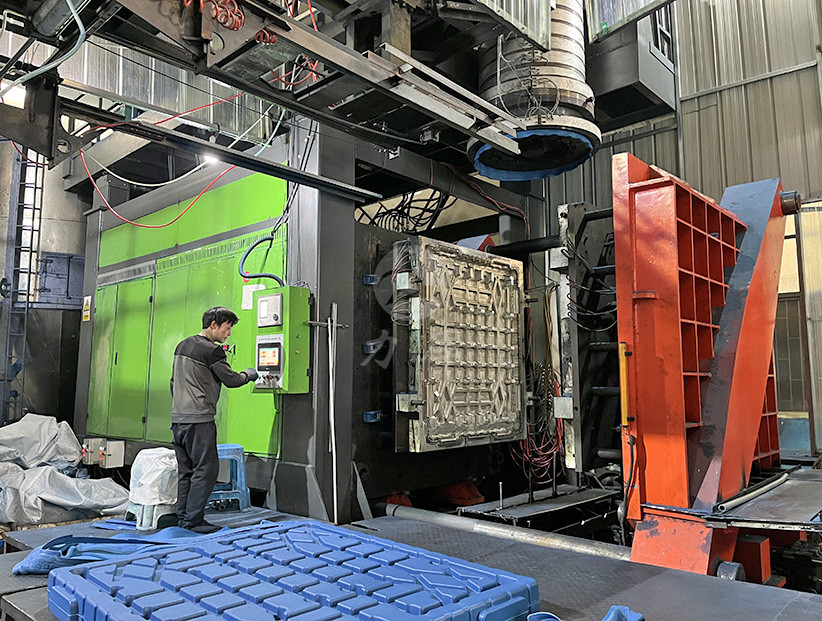 吹塑世界杯shijiebei（中国）第一车间